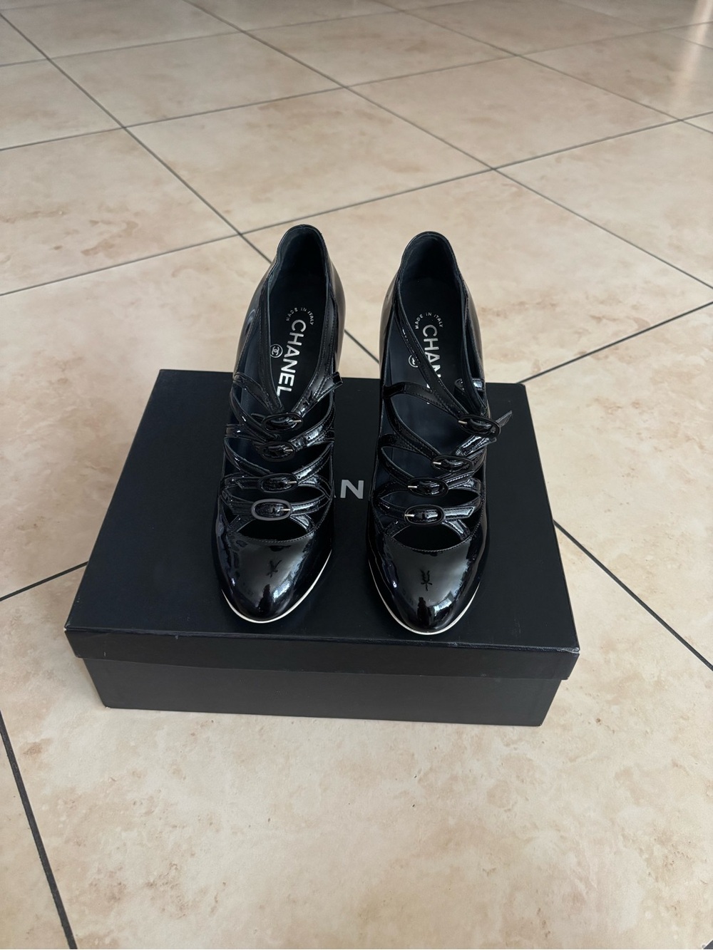 CHANEL Black Patent Leather Strappy Mary Jane Pumps